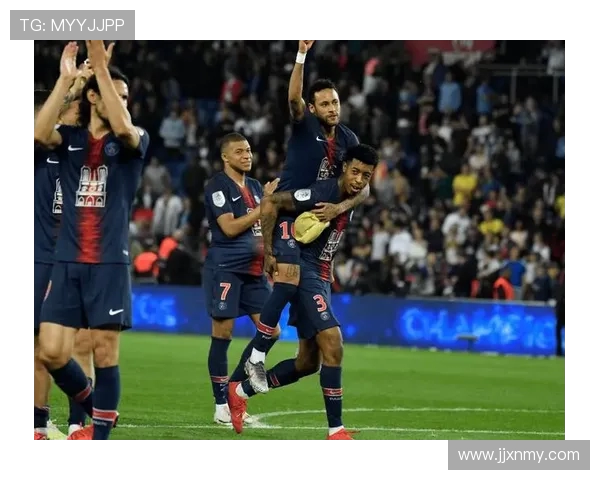 尼姆主场迎战巴黎圣曼争夺法甲积分榜关键战役